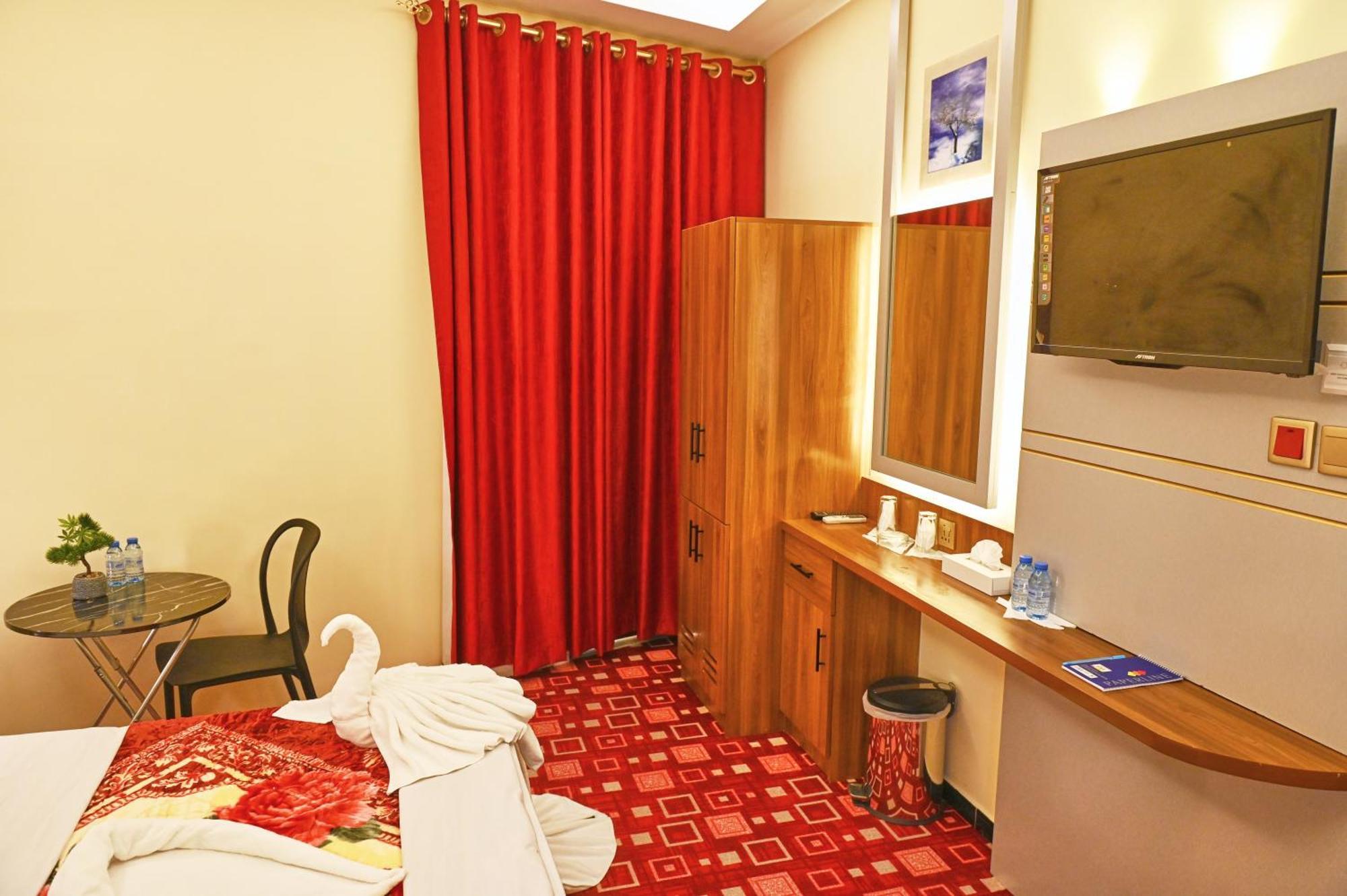 Tanha Palace Hotel Dubai
