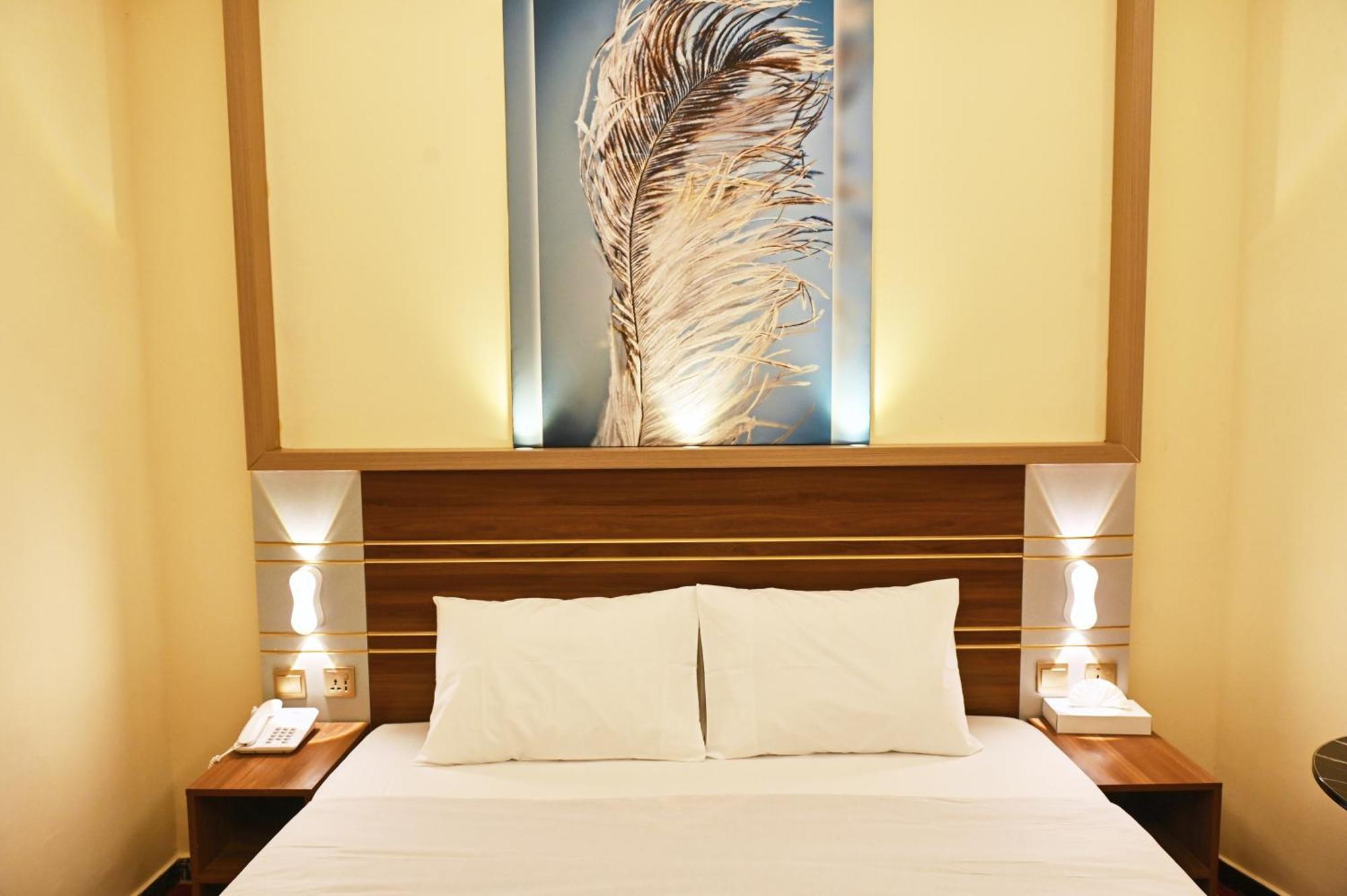 Tanha Palace * Dubai